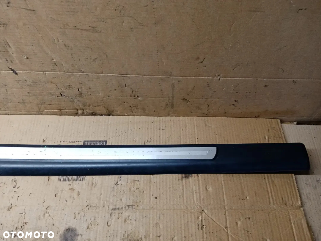 Listwa progowa progu prawy przód przednia prawa Audi A6 C6 4F0853374C - 3