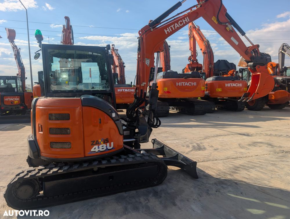 Hitachi ZX48U-6, 2023, 2.662h, CUPLA RAPIDA HIDR+3 CUPE NOI, Lama nivelare, Masa operationala 5t, latime 2m, ad sapare 4m, ridica 2,6t, Aer cond, Antifurt, senile 80% ok, posibil leasing 4 ani, PROMOTIE 39.500 EUR+Tva - 17