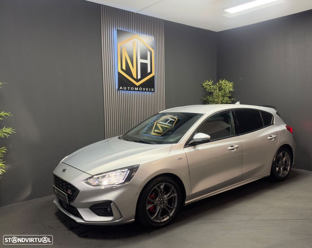 Ford Focus 2020 photo 2
