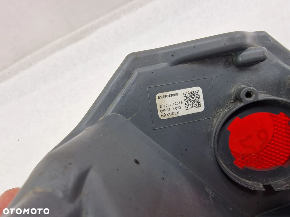 TOYOTA RAV4 4 IV LIFT 15- PRAWE ŚWIATŁO TYLNE PRZECIWMGIELNE , NR 8148042060 , NR AUKCJI LMT286 - 9