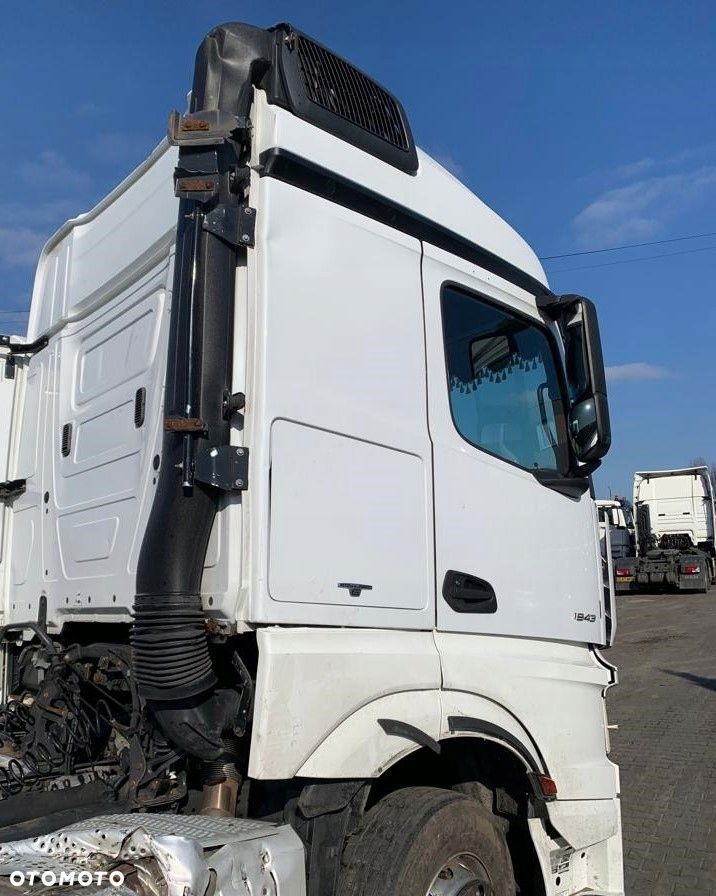SZKIELET KABINY MERCEDES ACTROS MP4 EU - 5
