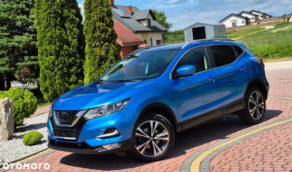 Nissan Qashqai 1.6 DIG-T N-Connecta - 1