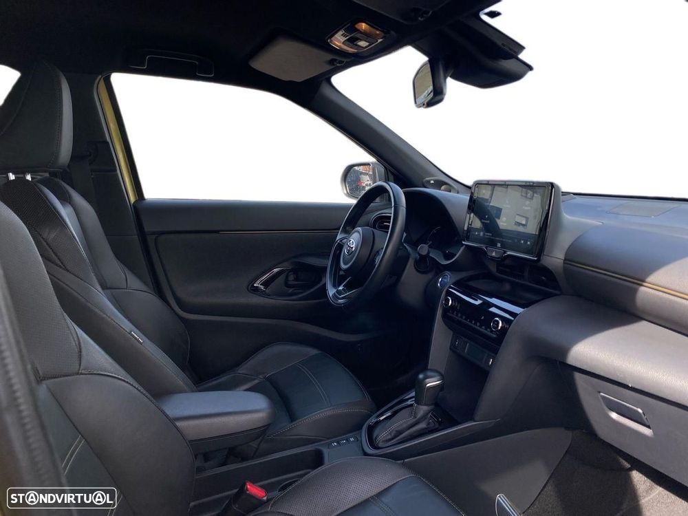 Toyota Yaris Cross 1.5 HDF Premier Edition - 7