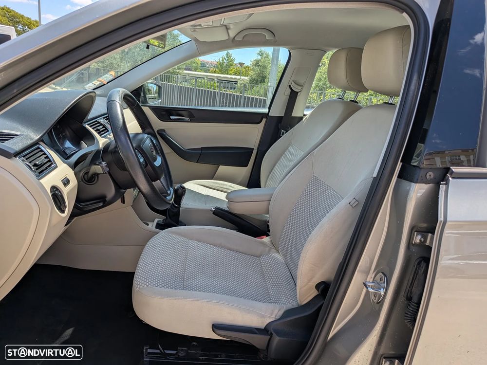 SEAT Toledo 1.6 TDI Style Ecomotive - 4