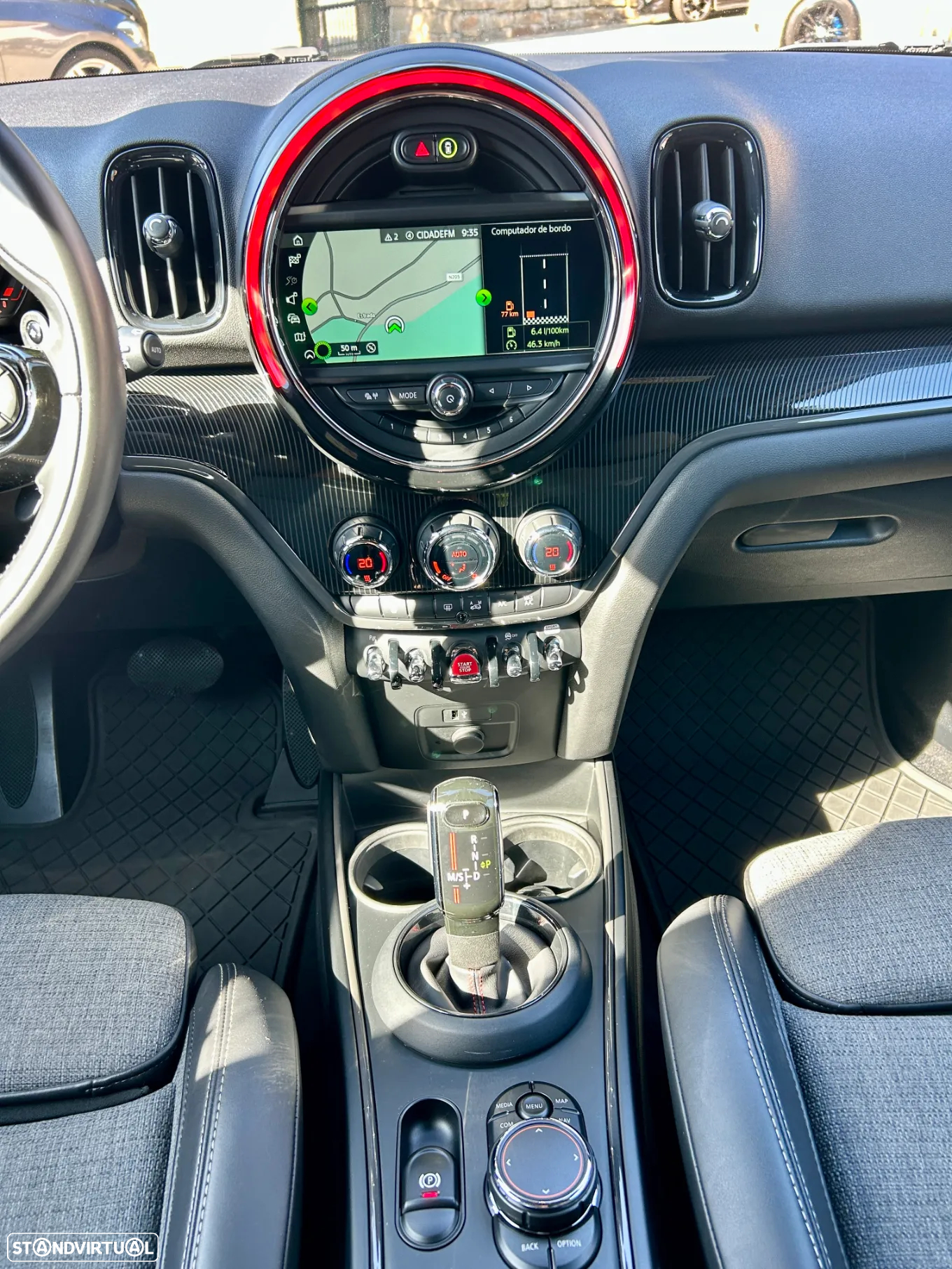 MINI Countryman Cooper SD Auto Desportiva - 24