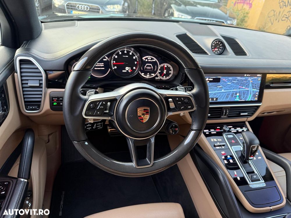 Porsche Cayenne S - 12