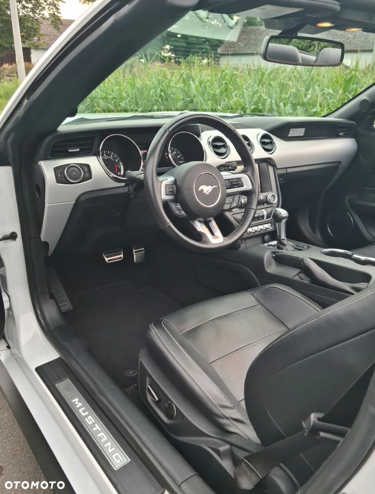 Ford Mustang 5.0 V8 GT - 9