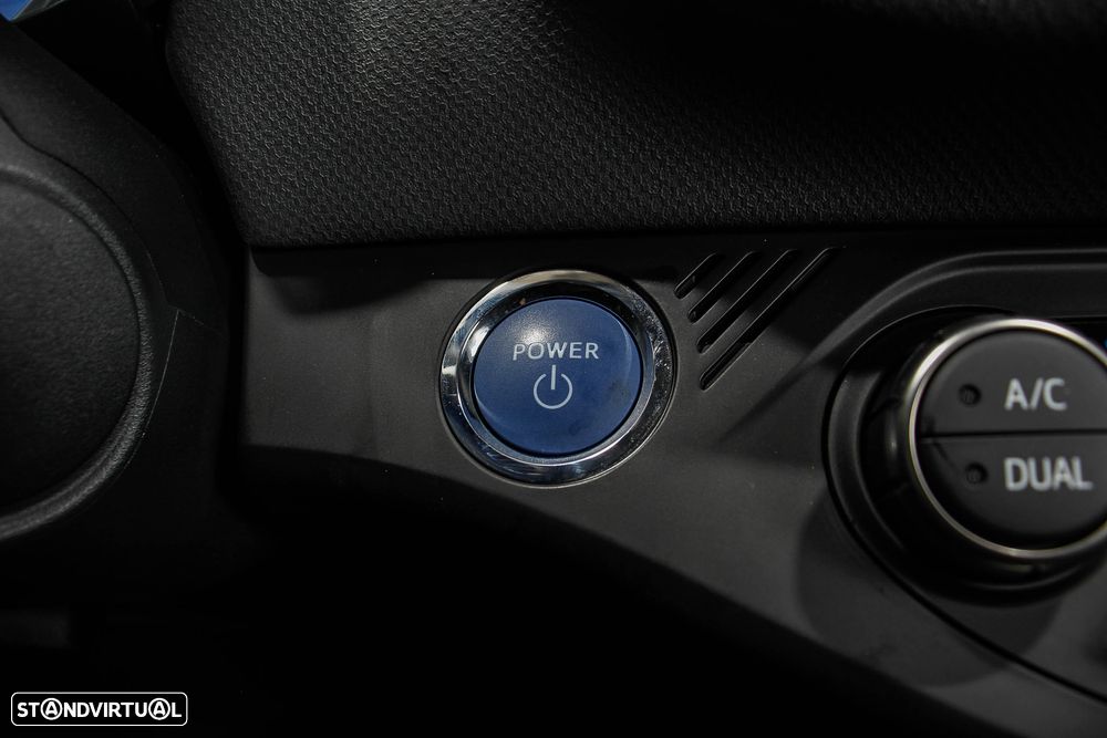 Toyota Yaris 1.5 HSD Sport - 33