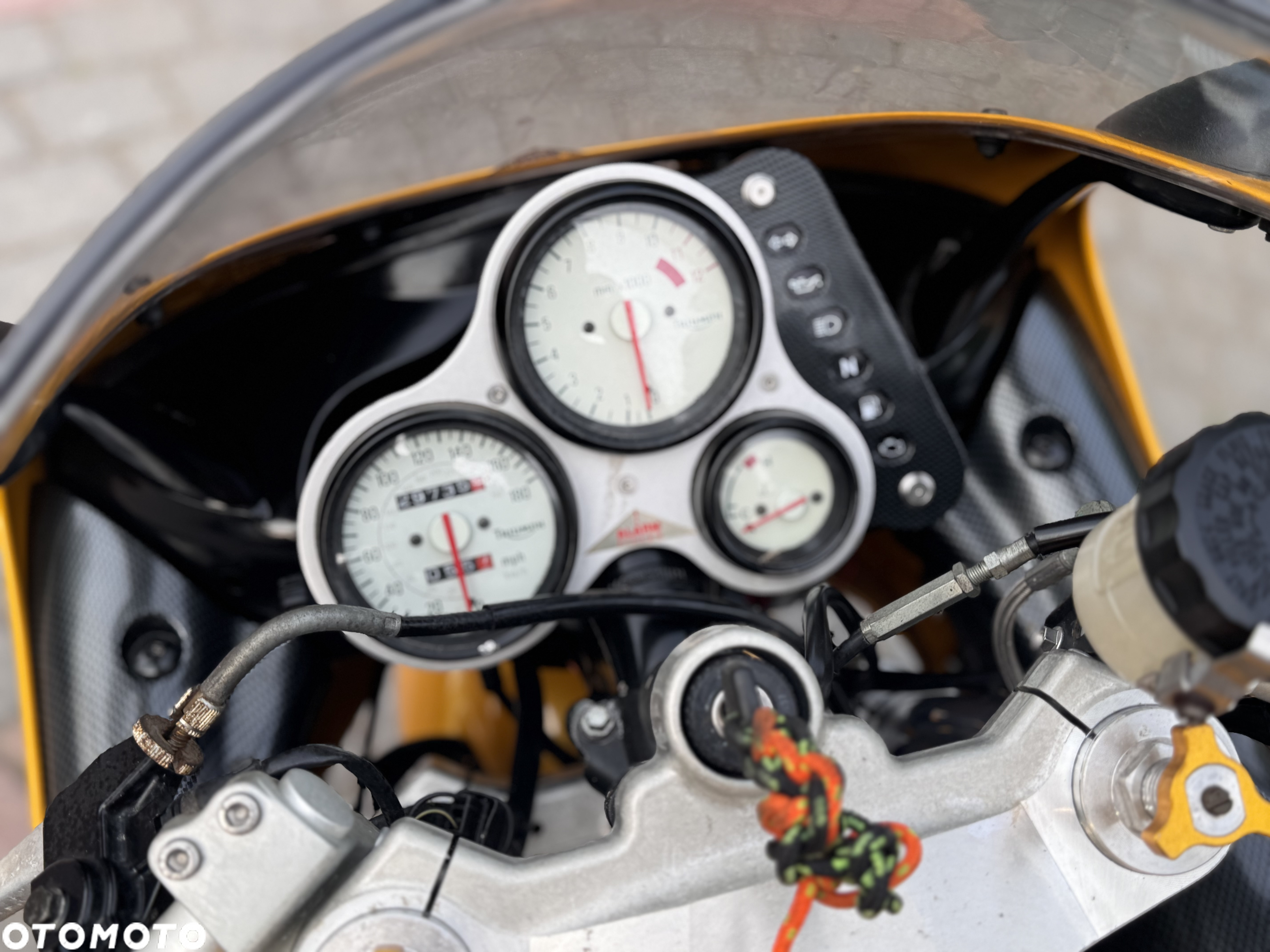 Triumph Daytona - 23
