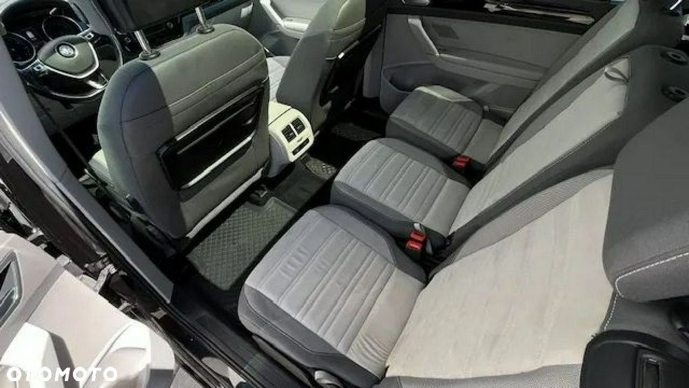 Volkswagen Touran 1.8 TSI BMT Highline DSG - 17