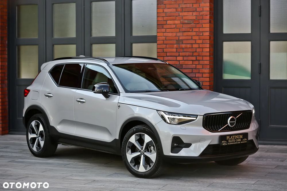 Volvo XC 40 B4 AWD Ultimate Bright - 5
