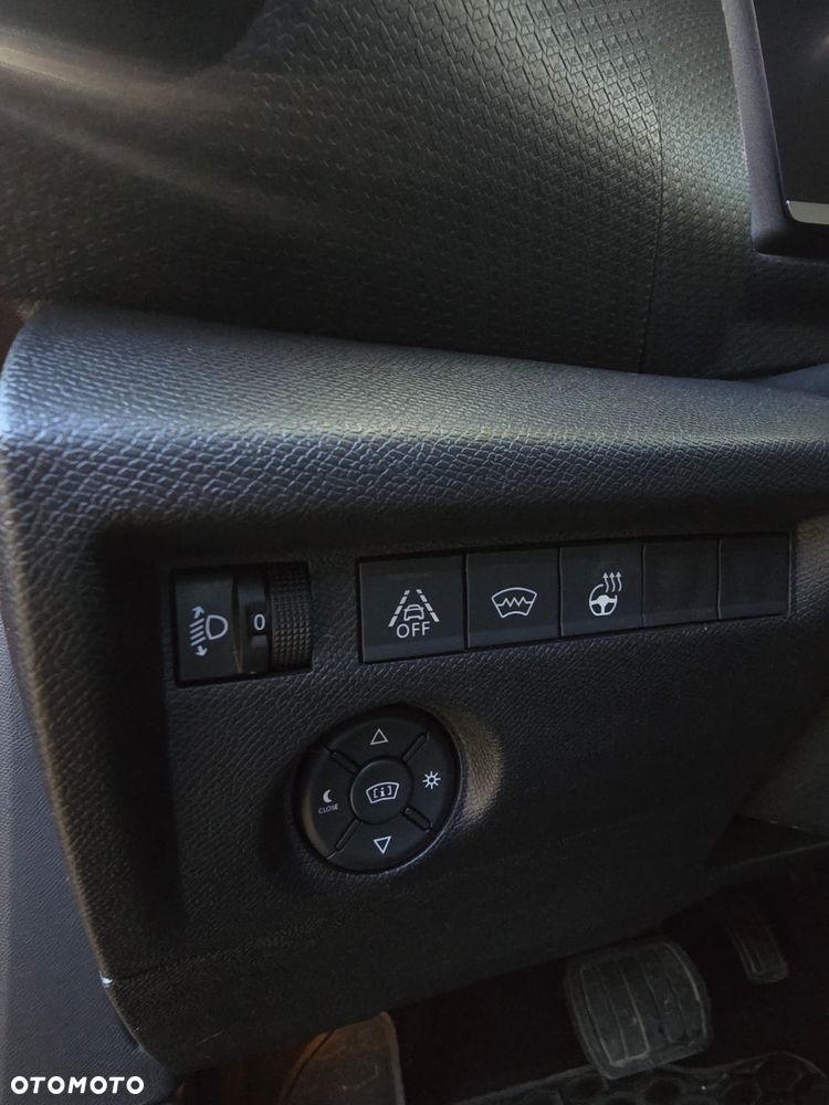 Citroën C4 1.2 PureTech Shine S&S EAT8 - 9