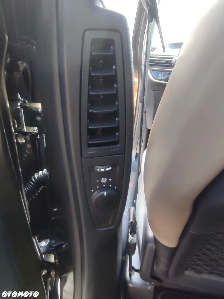 Citroën C4 Picasso e-HDi 115 ETG6 Exclusive - 23