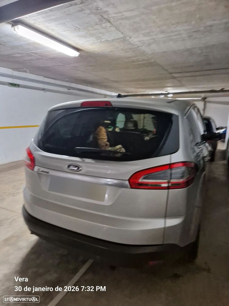 Ford S-Max 2.0 TDCi Titanium 7L - 16