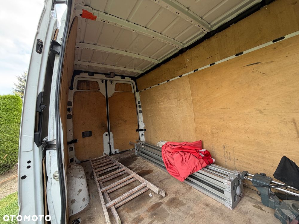 Mercedes-Benz Sprinter 906.213 - 9