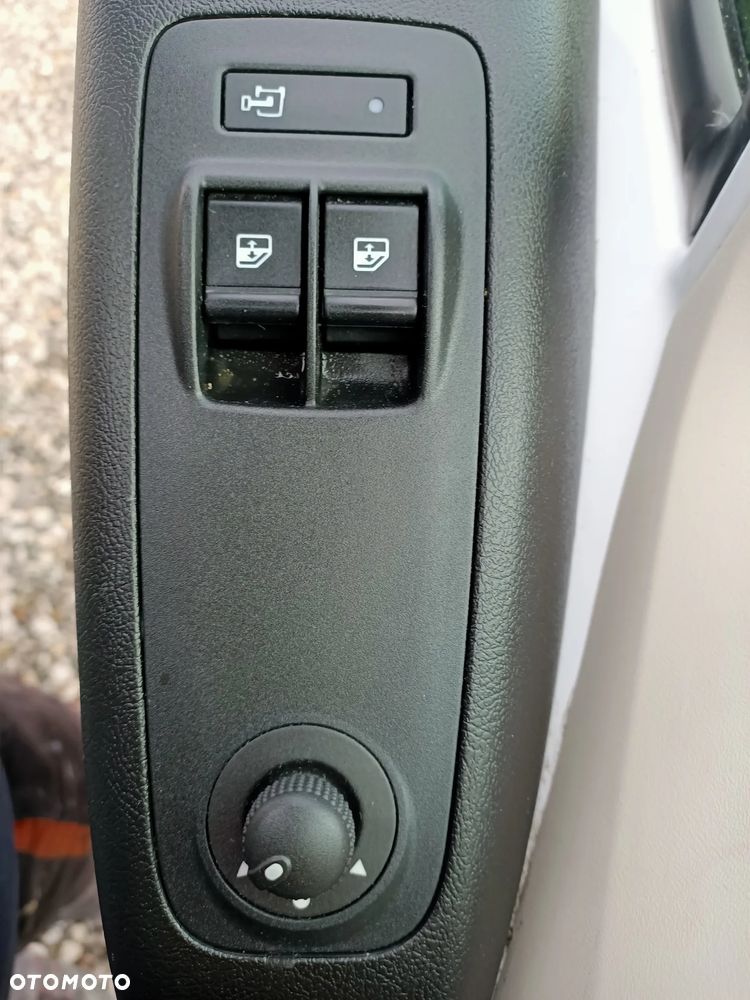 Fiat Ducato Chłodnia drzwi z obu stron 160KM 2 zasilania chłodni - 17