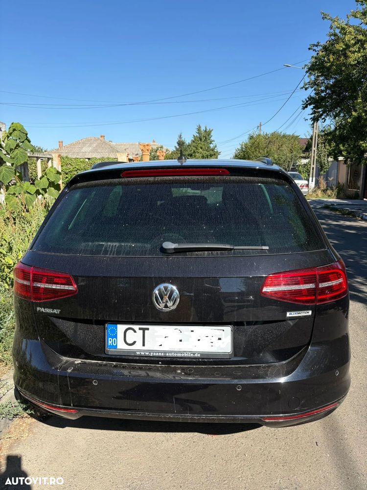 Volkswagen Passat 2.0 TDI DSG (BlueMotion Technology) Comfortline - 14