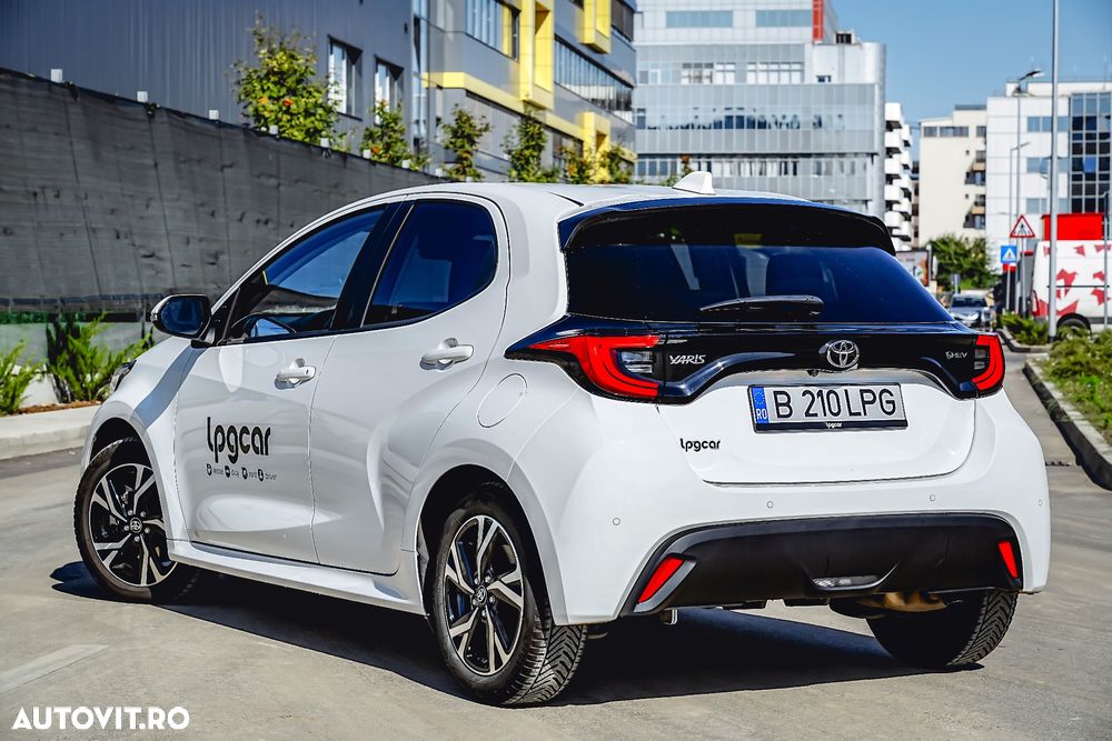Toyota Yaris - 14