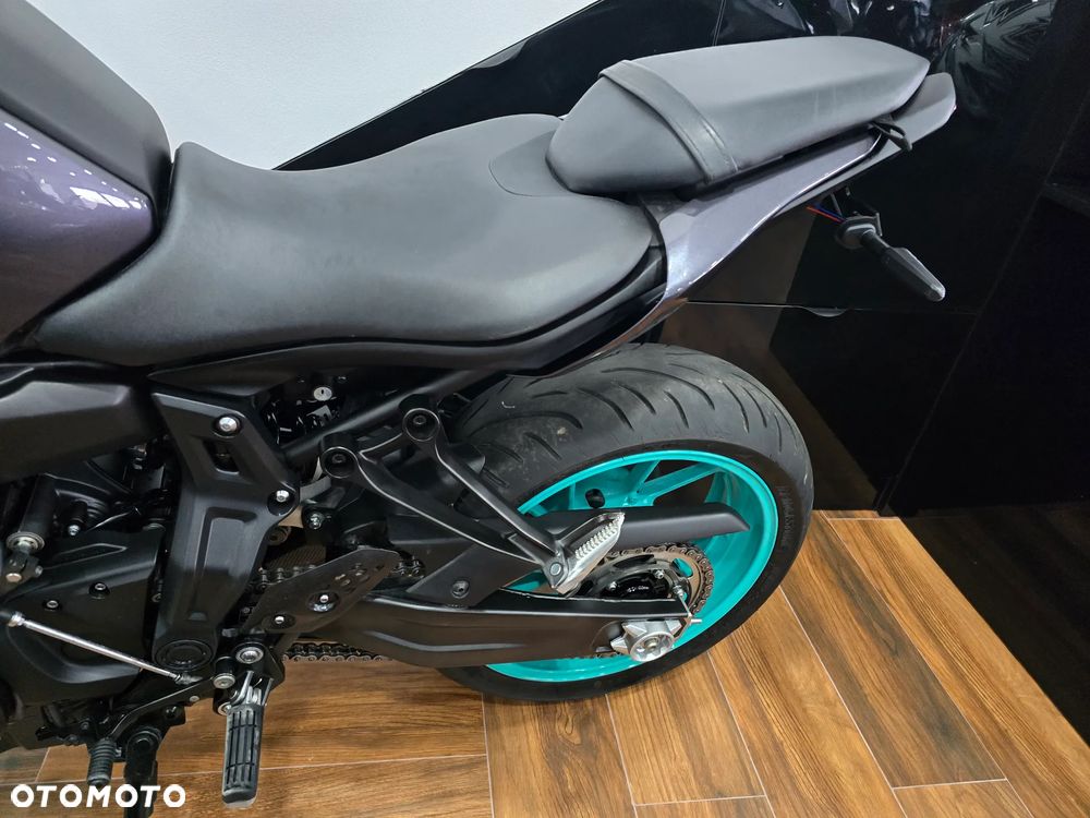 Yamaha MT - 8