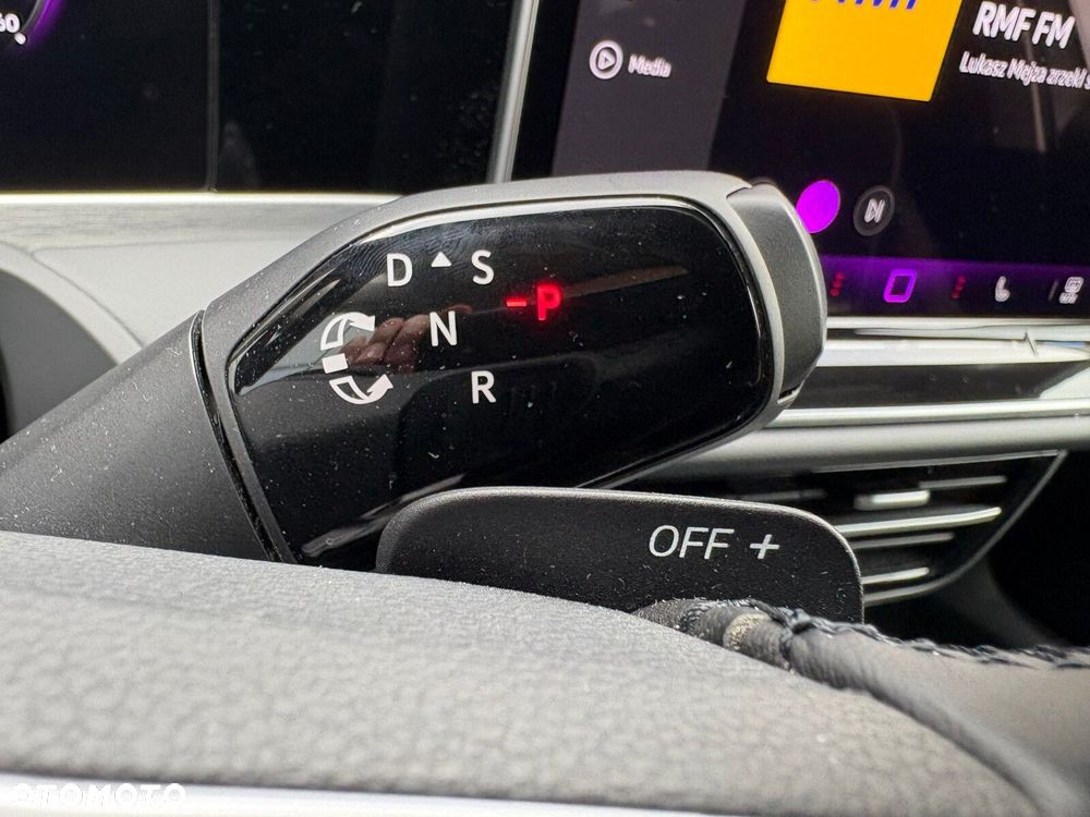 Volkswagen Passat Variant 2.0 TDI EVO Elegance DSG - 31