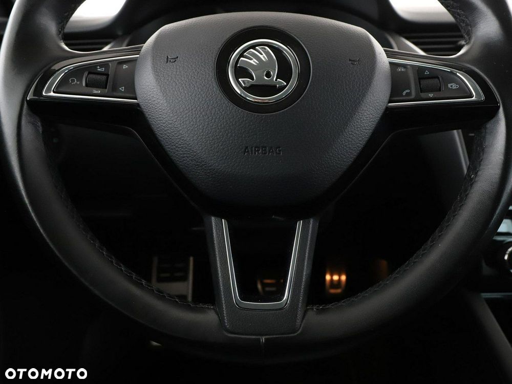 Skoda Octavia 1.8 TSI Style DSG - 22