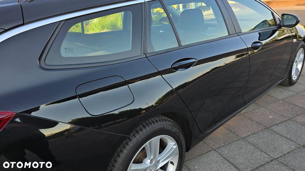 Opel Insignia - 15