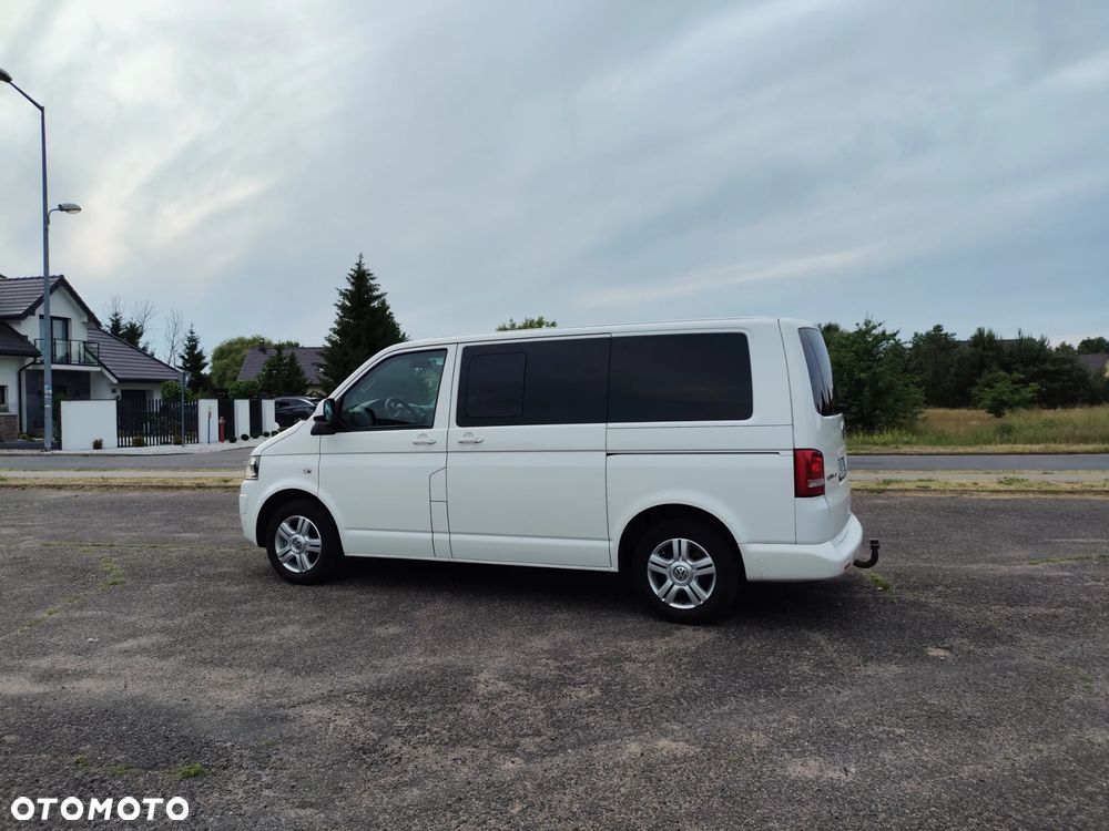 Volkswagen Multivan - 16