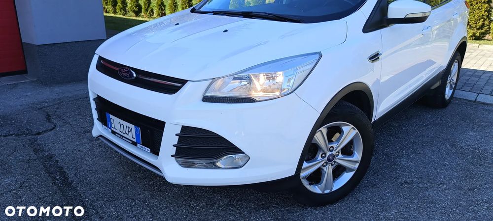 Ford Kuga 2.0 TDCi 2x4 Titanium - 12