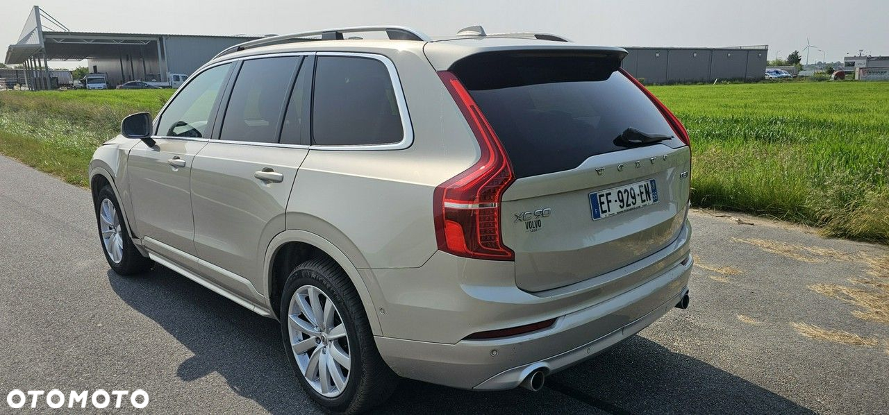 Volvo XC 90 - 6