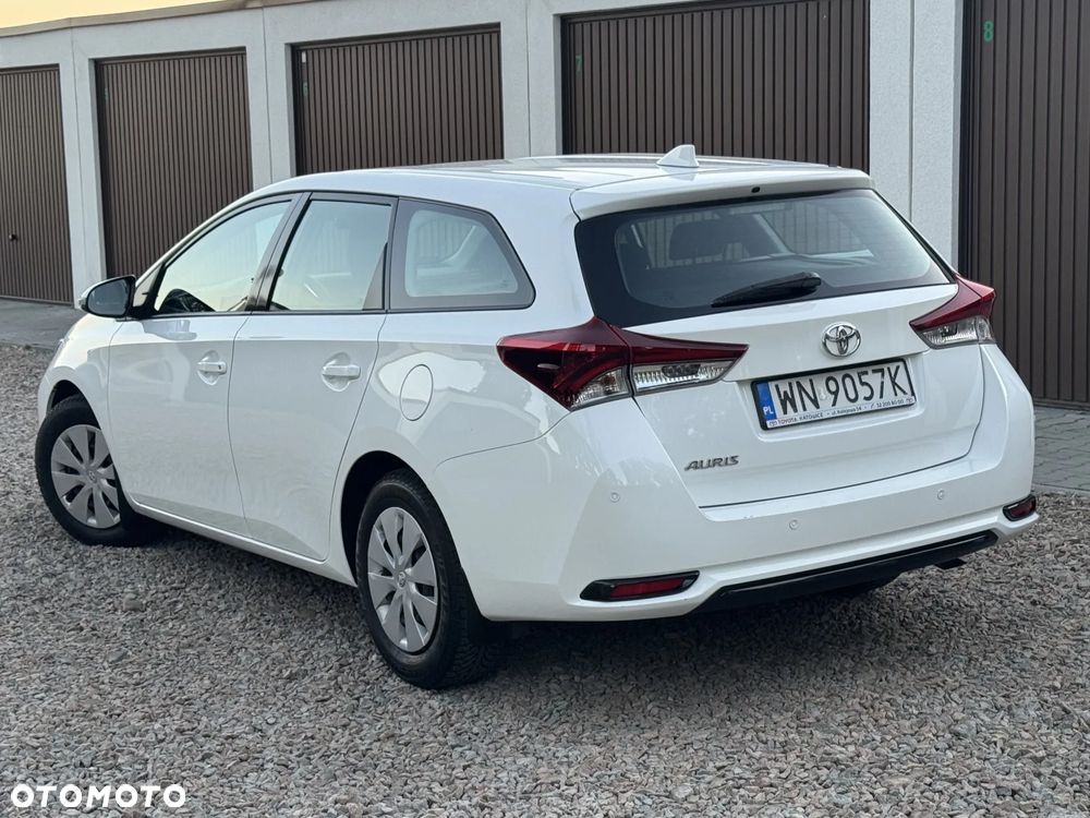 Toyota Auris 1.4 D-4D Premium - 21