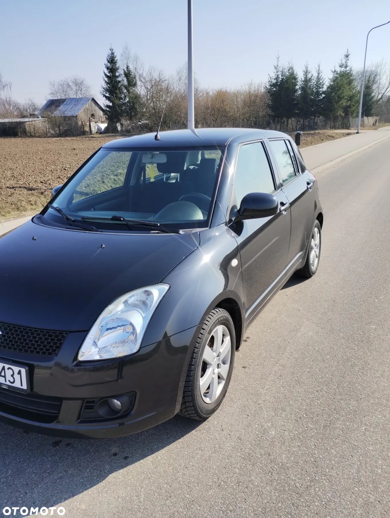 Suzuki Swift 1.3 Black and White - 1