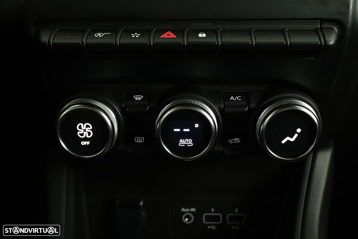 Renault Captur 1.0 TCe Techno Bi-Fuel - 13
