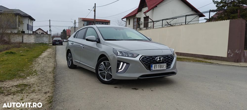Hyundai IONIQ - 28
