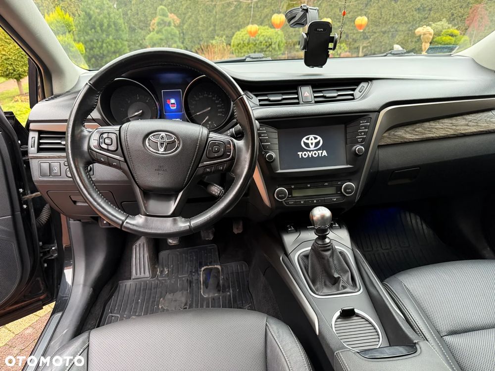 Toyota Avensis 2.0 D-4D Prestige - 16