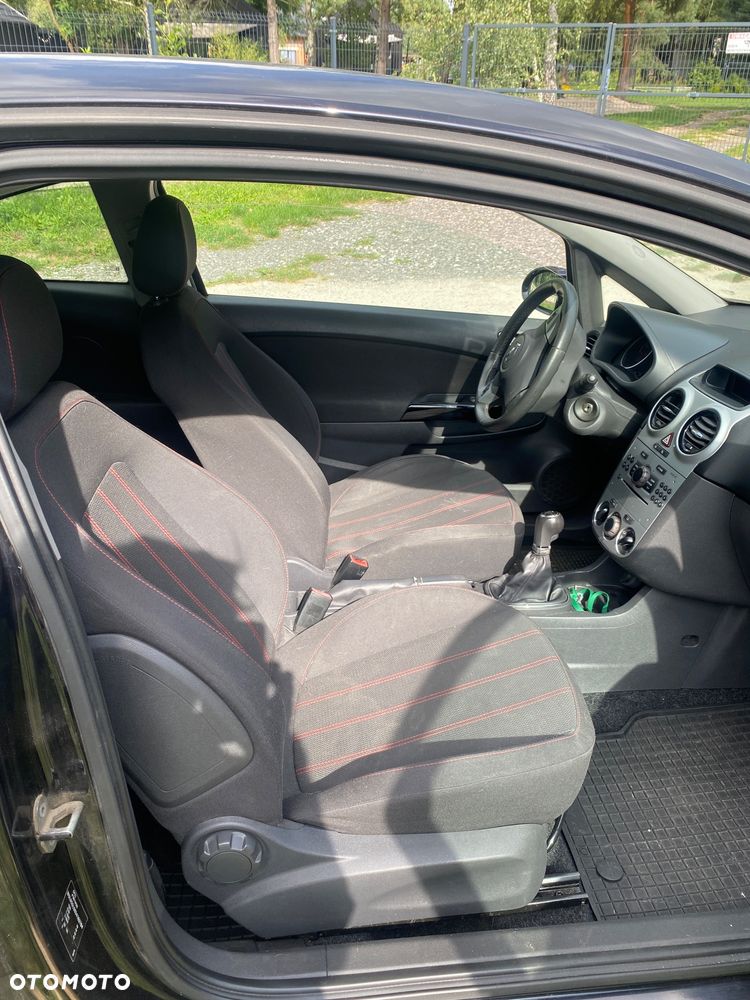Opel Corsa 1.4 16V Enjoy - 9