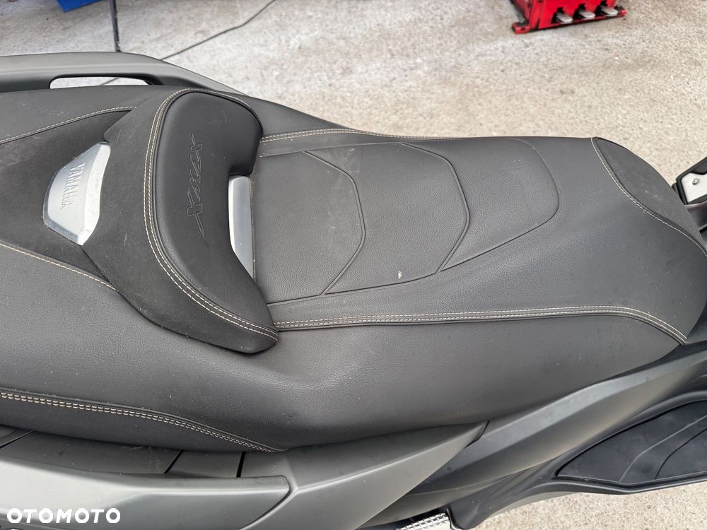Yamaha X-max - 13