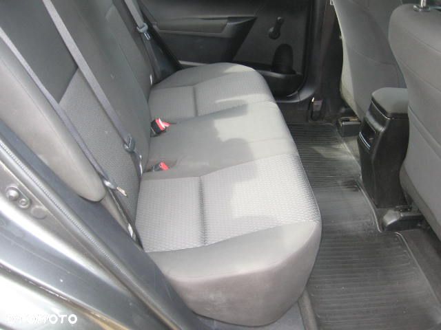 Toyota Corolla 1.4 D-4D Active EU6 - 16