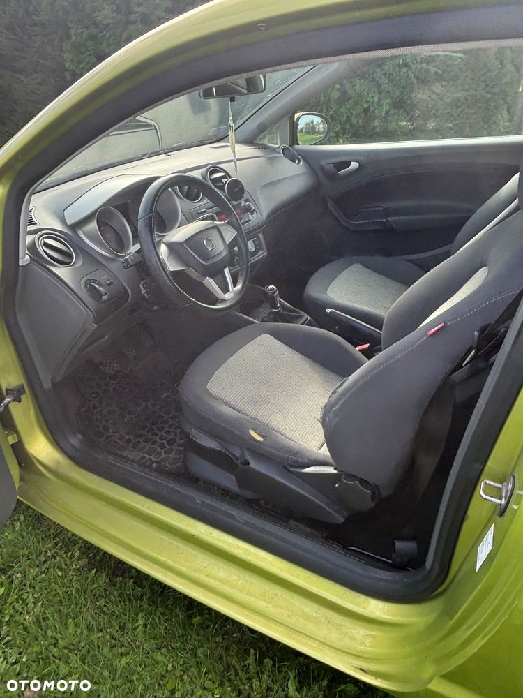 Seat Ibiza SC 1.4 16V Style - 8