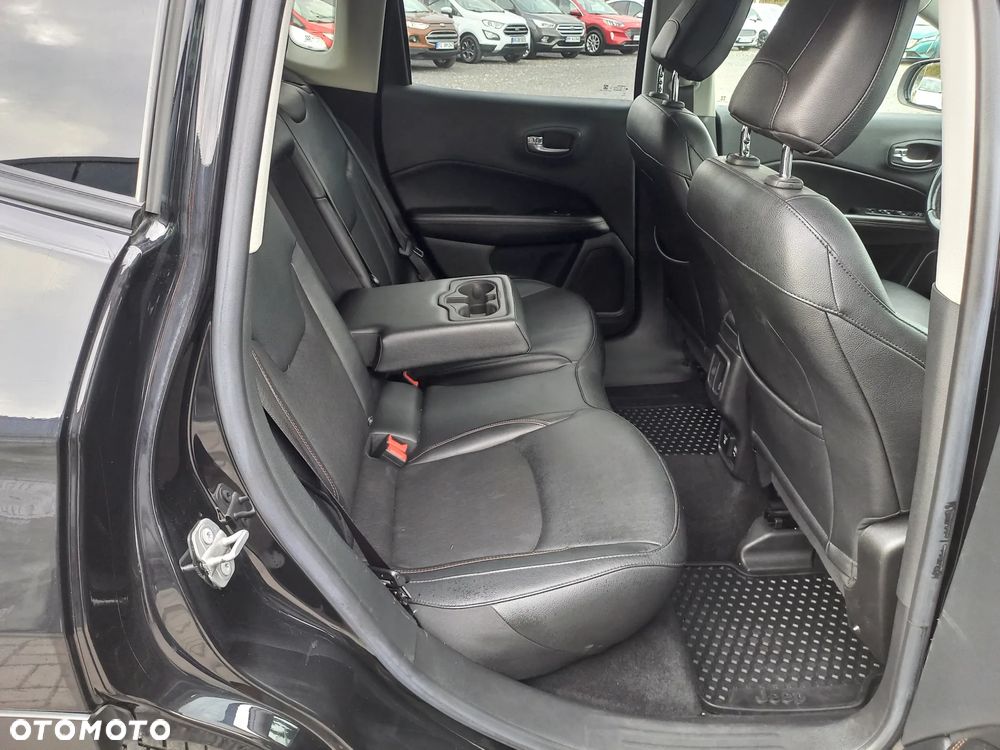 Jeep Compass 1.3 T-GDI I4 Automatik Limited - 17