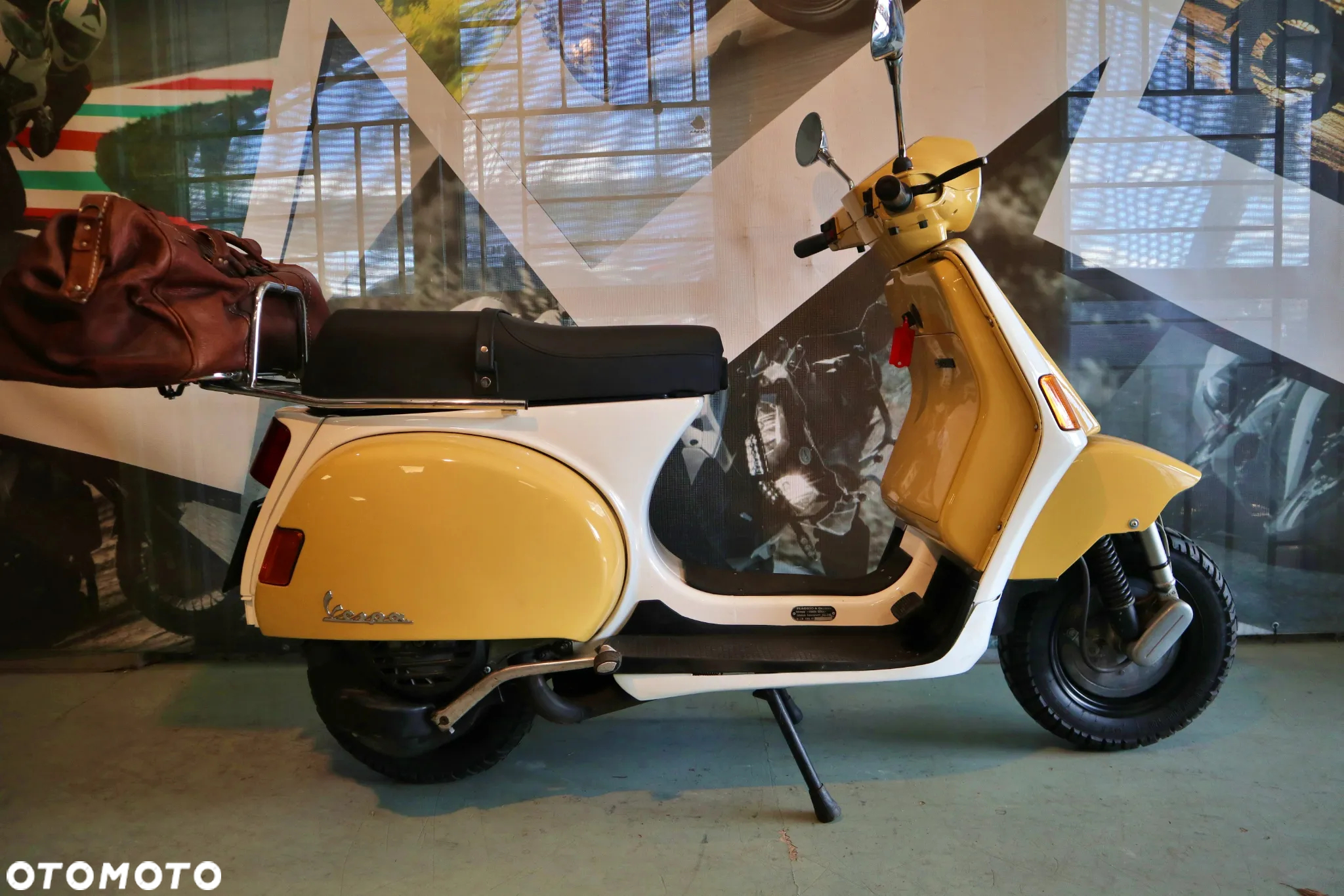 Piaggio Vespa - 12