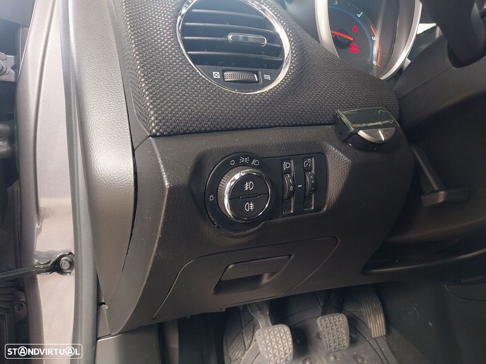 Chevrolet Cruze 1.7 VCDi LT - 5