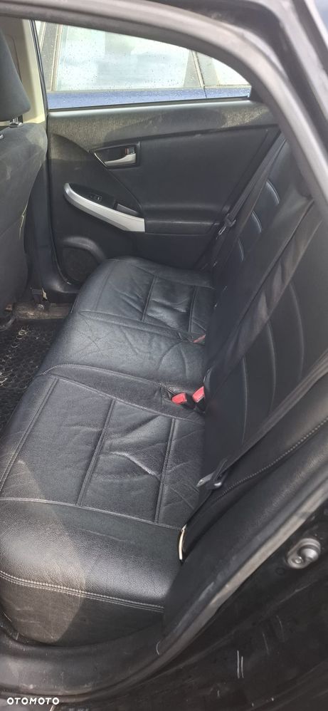 Toyota Prius 1.8 HSD Premium - 7