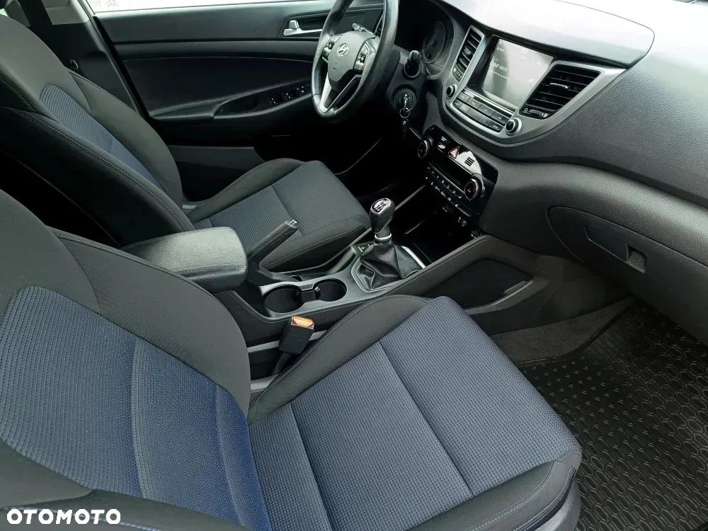 Hyundai Tucson 1.6 GDI BlueDrive Style 2WD - 9