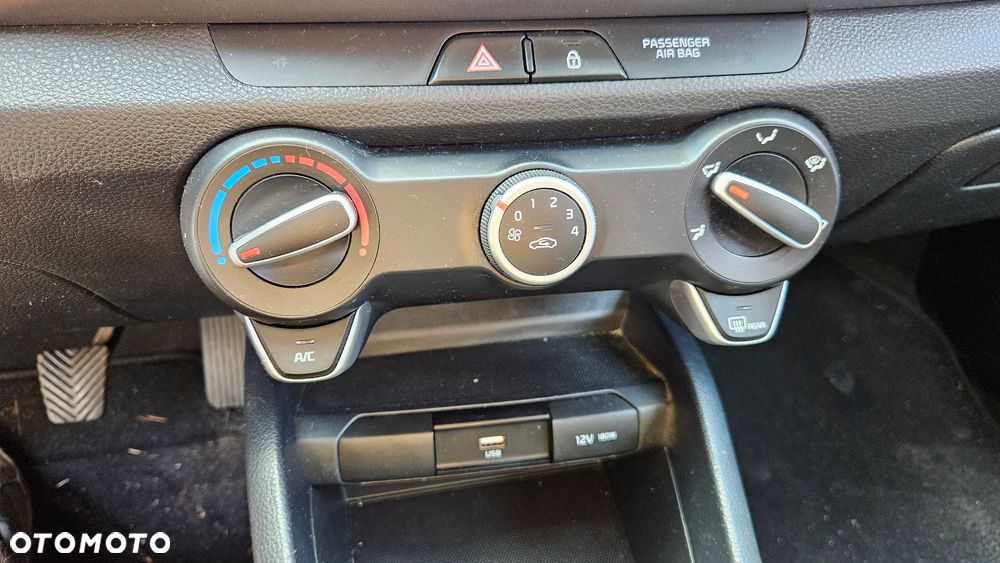 Kia Stonic 1.2 Spirit - 33