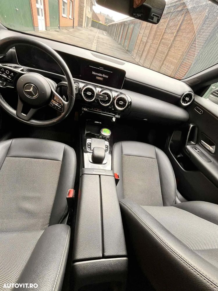 Mercedes-Benz CLA 180 d Coupe - 8
