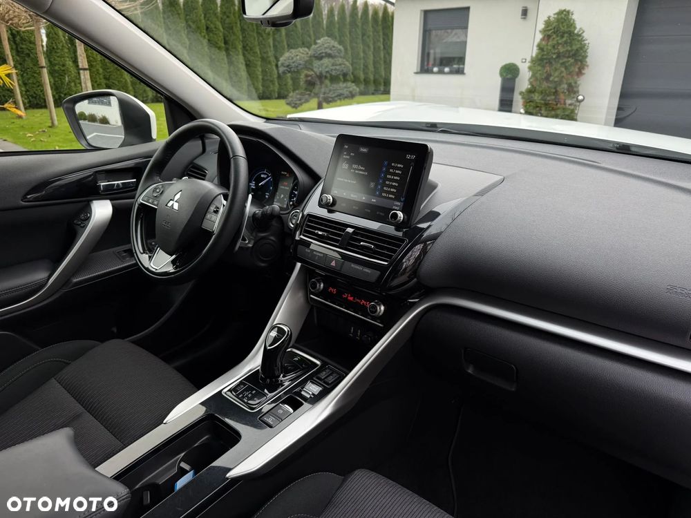 Mitsubishi Eclipse Cross 4WD Select - 24