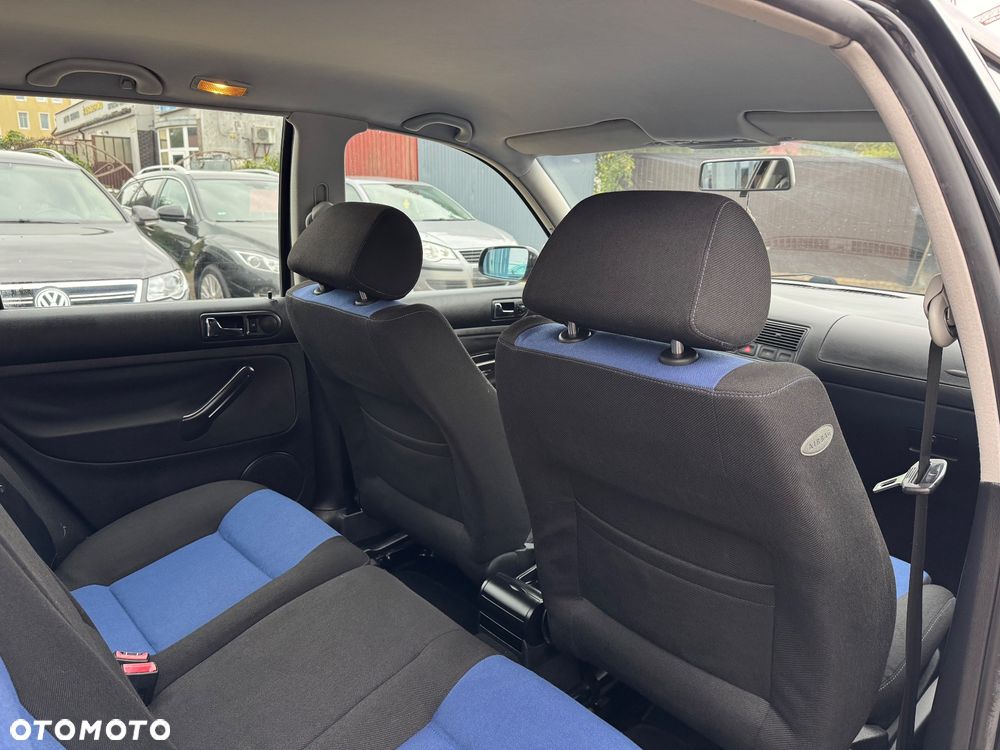 Volkswagen Golf 1.6 Edition - 26