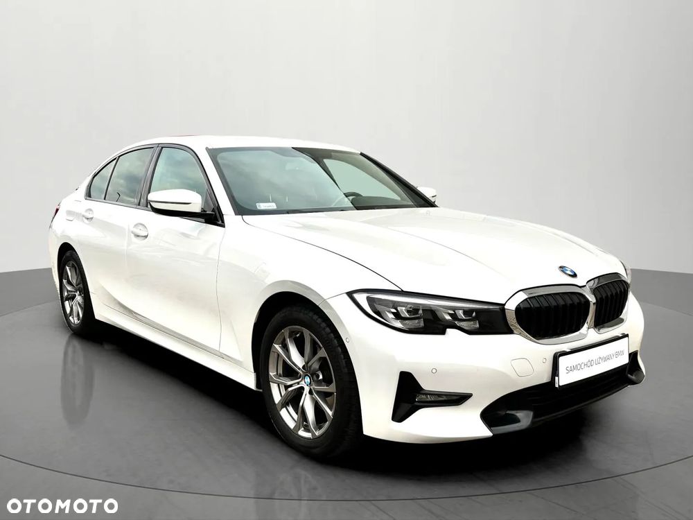 BMW Seria 3 318i Sport Line - 9