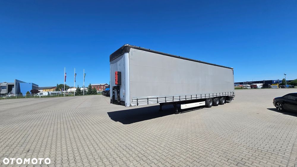 Wielton mega - oś podnoszona, SAF  nowy dach, plandeki po wymianie - 10