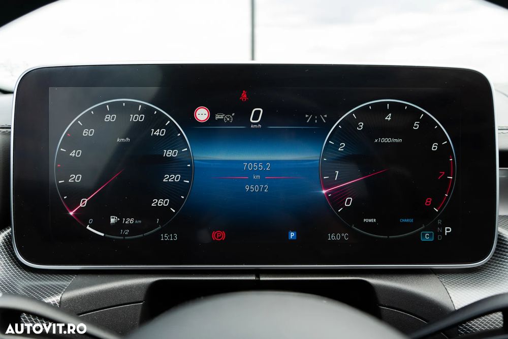 Mercedes-Benz C 300 4MATIC 9G-TRONIC AMG Line - 29